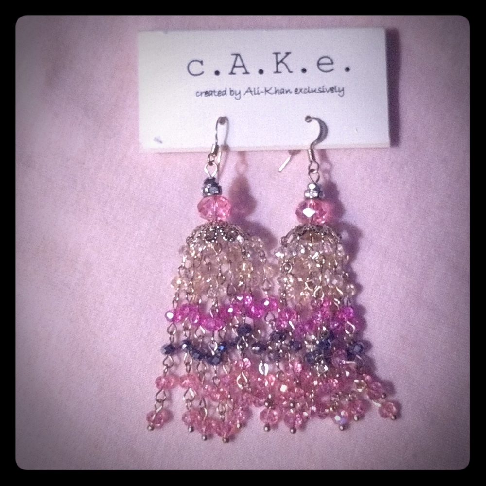 Dangle beaded earrings